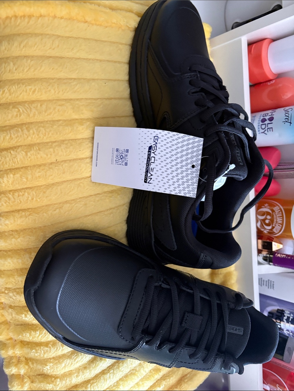 CASYCLEAN Black kitchen Sneakers size 9 slip proof shoes for crews waterproof